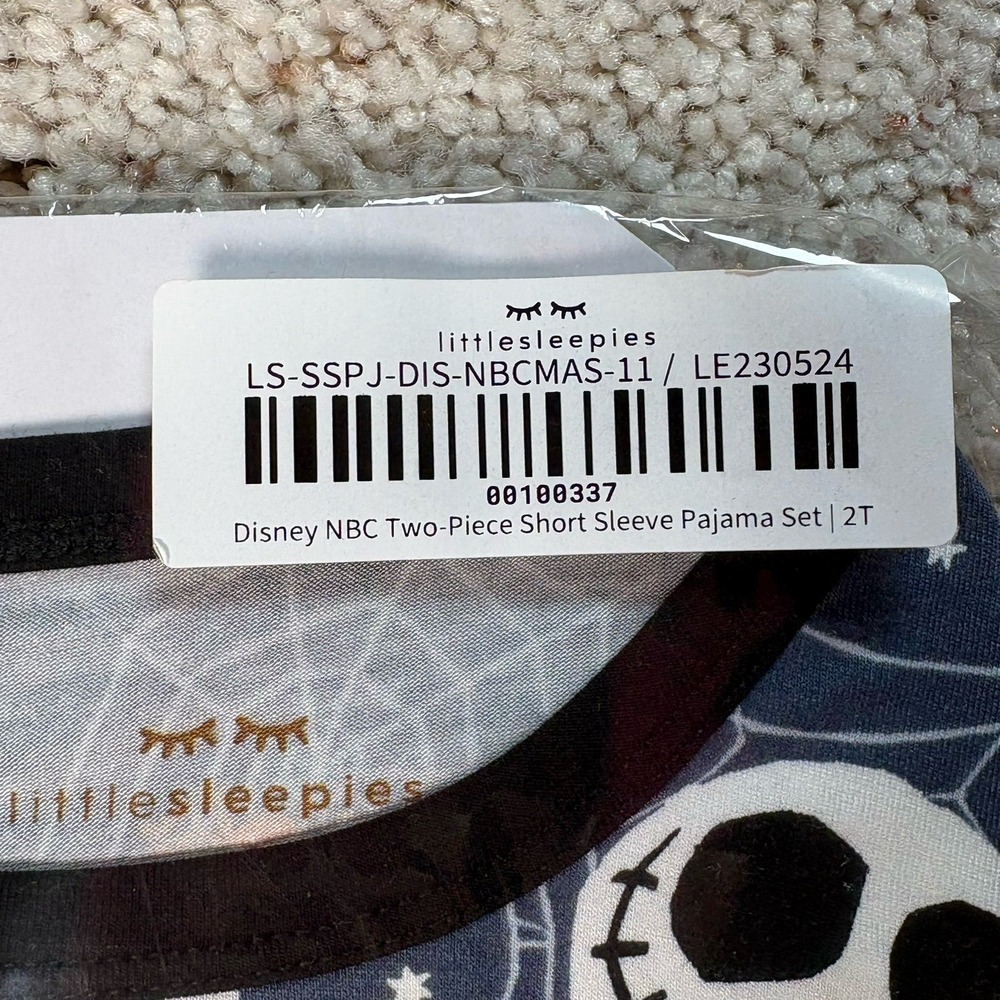 Little sleepies Disney Nightmare before Christmas short sleeve 2pc set 2T NEW - Picture 2 of 3